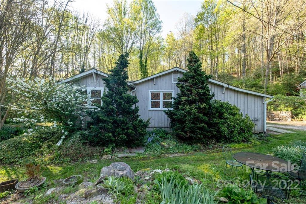 254 Raines Cove LN, Brevard, NC 28712