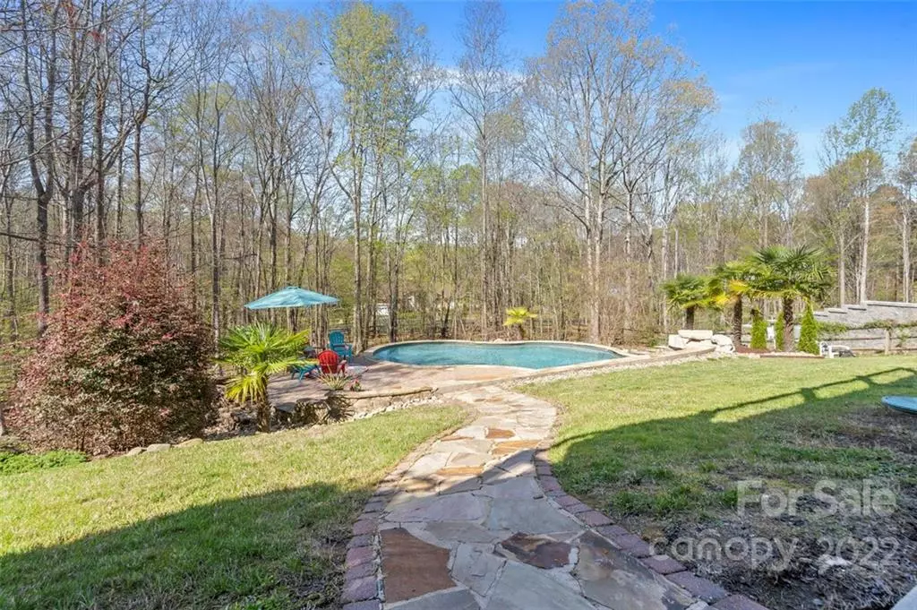 Mooresville, NC 28117,107 McAuley CT