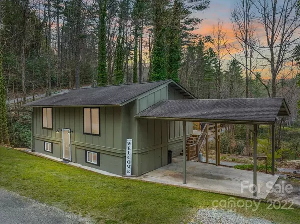 206 Knob Creek RD, Pisgah Forest, NC 28768