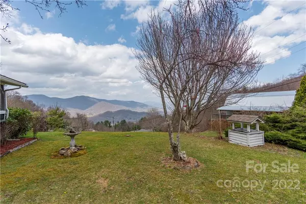 Waynesville, NC 28786,200 Atari RD