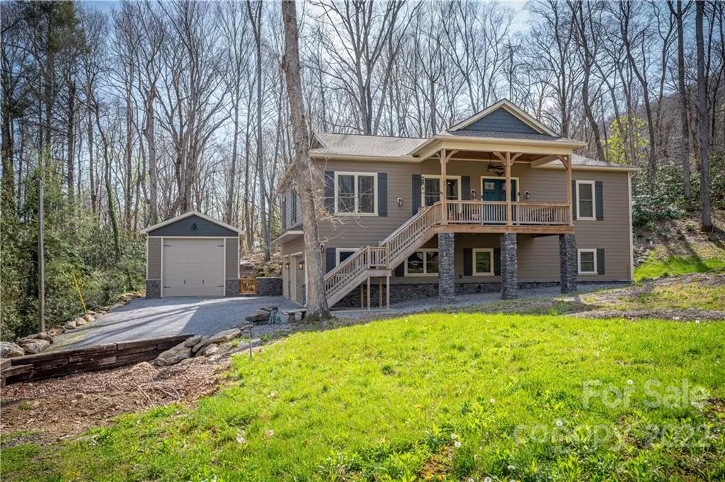 Maggie Valley, NC 28751,91 Dogwood DR