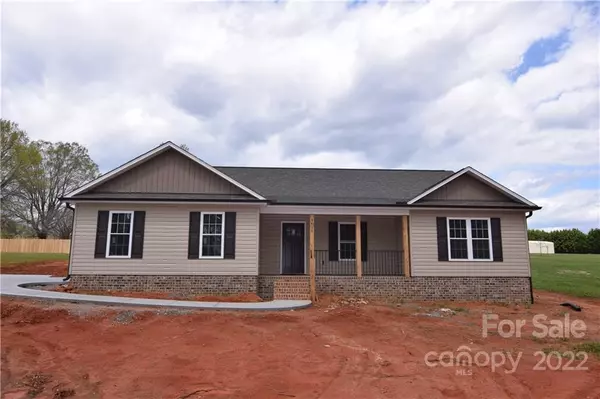 3416 Boggs RD, Claremont, NC 28610