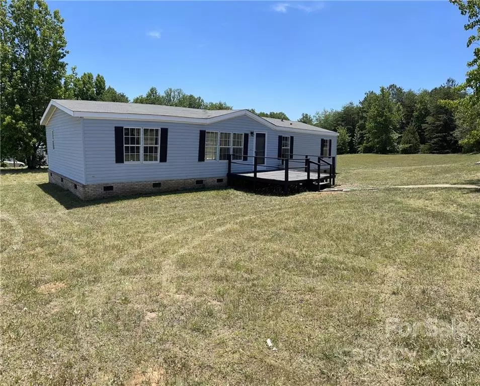 Vale, NC 28168,8201 Hallman Mill RD