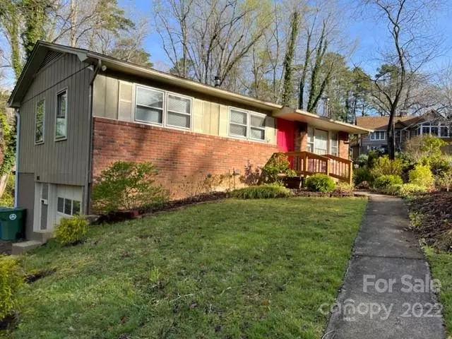 260 Old Haw Creek RD, Asheville, NC 28805