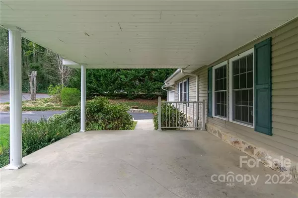 Swannanoa, NC 28778,111 Old Jims Branch RD