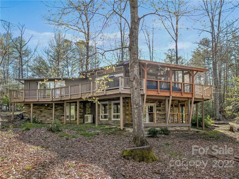 186 Breezewood CIR, Pisgah Forest, NC 28768