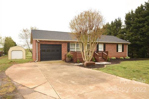 Taylorsville, NC 28681,94 Dogwood Acres LN