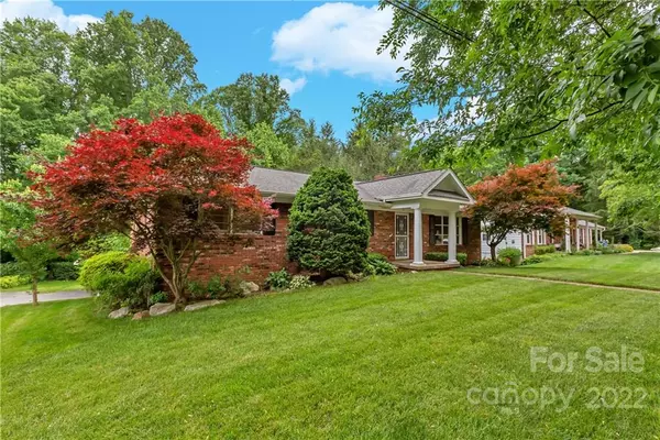 Asheville, NC 28803,18 Adamswood RD