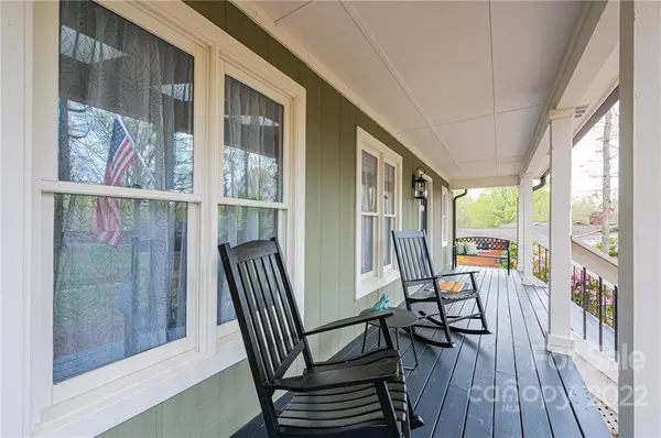 Conover, NC 28613,221 5th ST NE