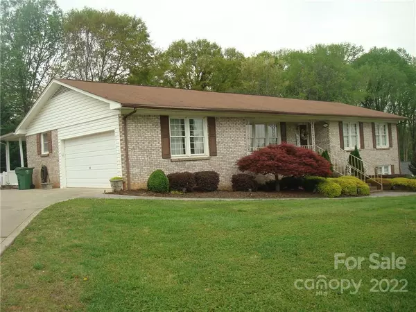 Gastonia, NC 28054,1701 Essen LN