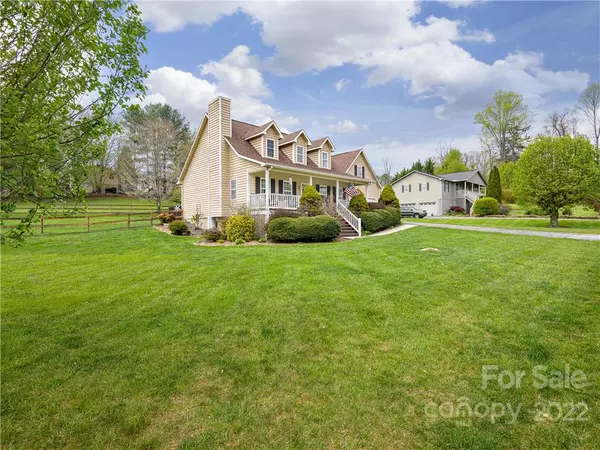 Arden, NC 28704,3 Mallory Meadows CT