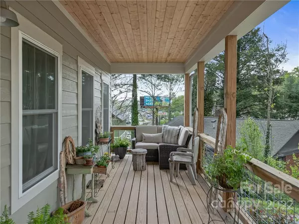 Asheville, NC 28806,109 Druid DR