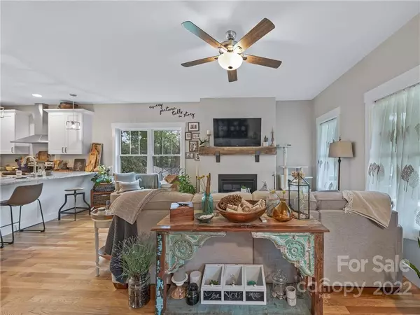 Asheville, NC 28806,109 Druid DR