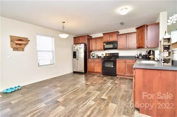 Landis, NC 28088,1704 Sawtooth CT