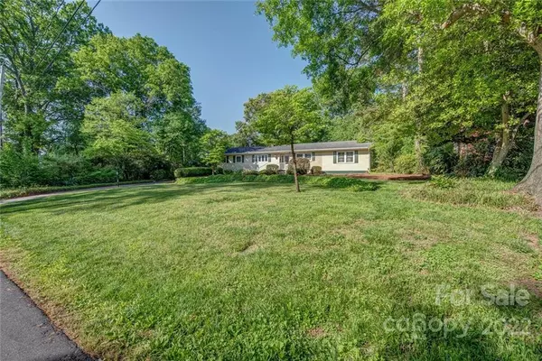 Gastonia, NC 28054,507 Clinton DR