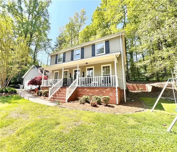 Lenoir, NC 28645,252 Deerfield ST