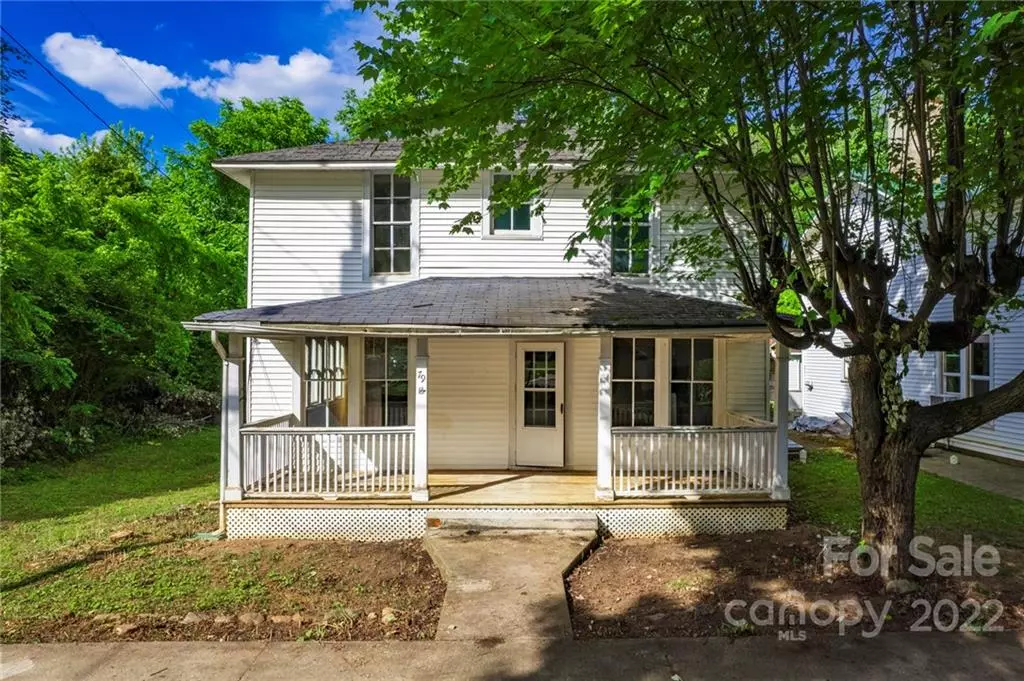 Hot Springs, NC 28743,79 Walnut ST