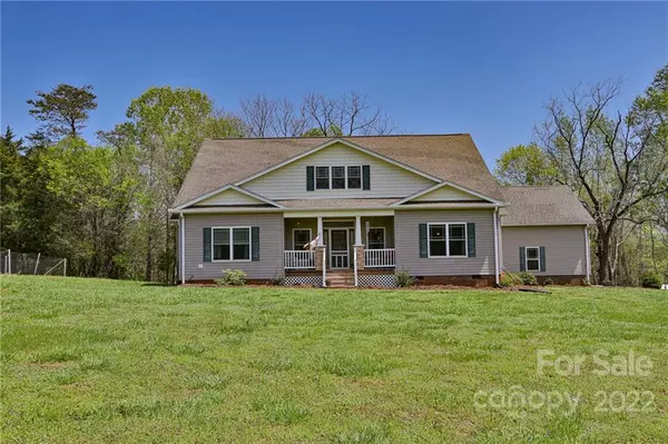 129 Gatton DR, Olin, NC 28660