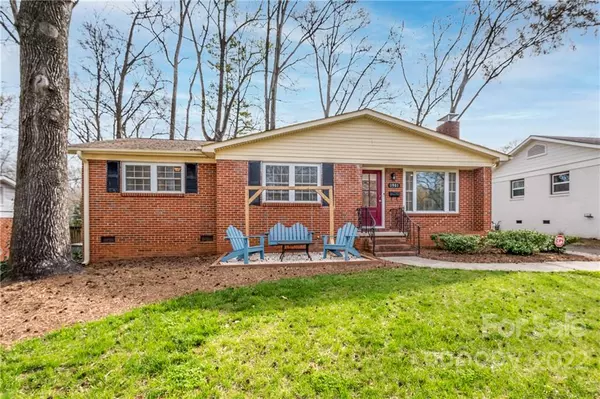 1901 Kilborne DR, Charlotte, NC 28205