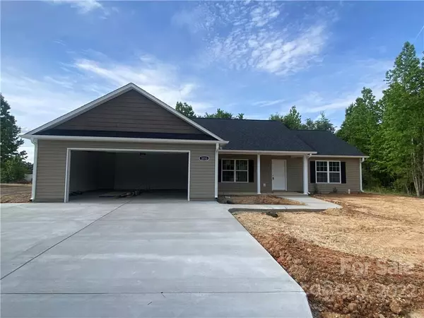 3333 Silver Fox CIR, Lancaster, SC 29720