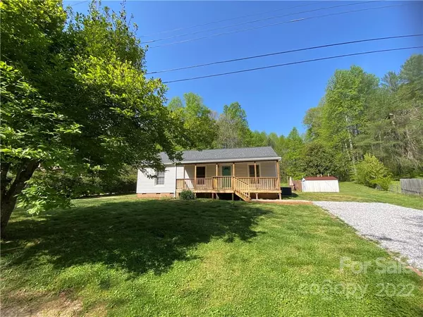 Wilkesboro, NC 28697,807 Westover DR