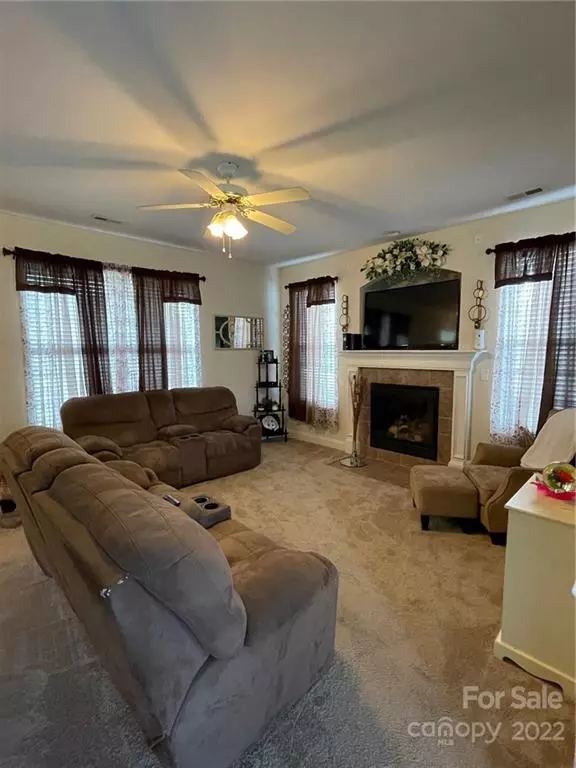 Kannapolis, NC 28083,3218 Penny Earley LN