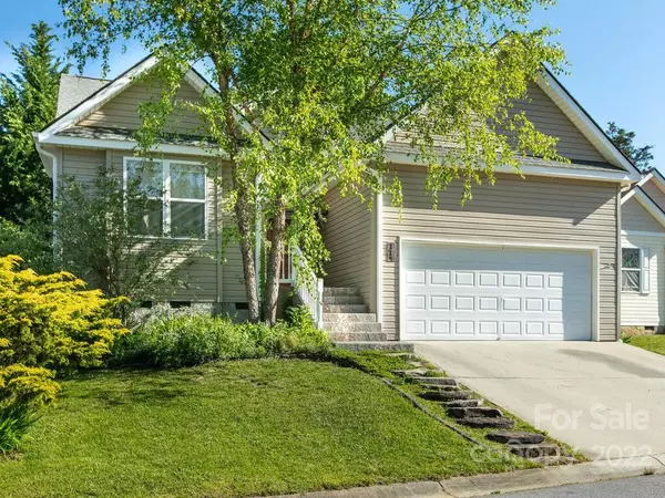 Swannanoa, NC 28778,119 Woodcreek CIR