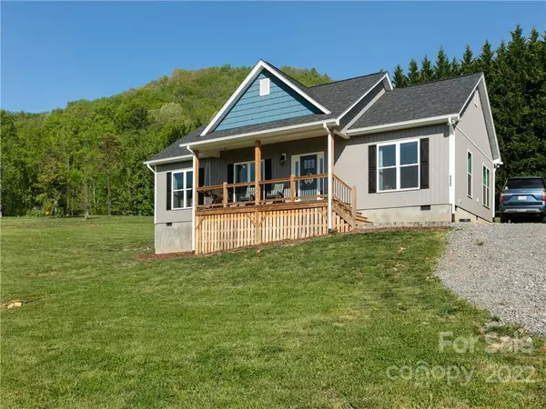 112 Dollies Dream TRL, Fairview, NC 28730