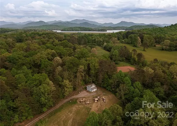 10 Angels Overlook, Hayesville, NC 28904