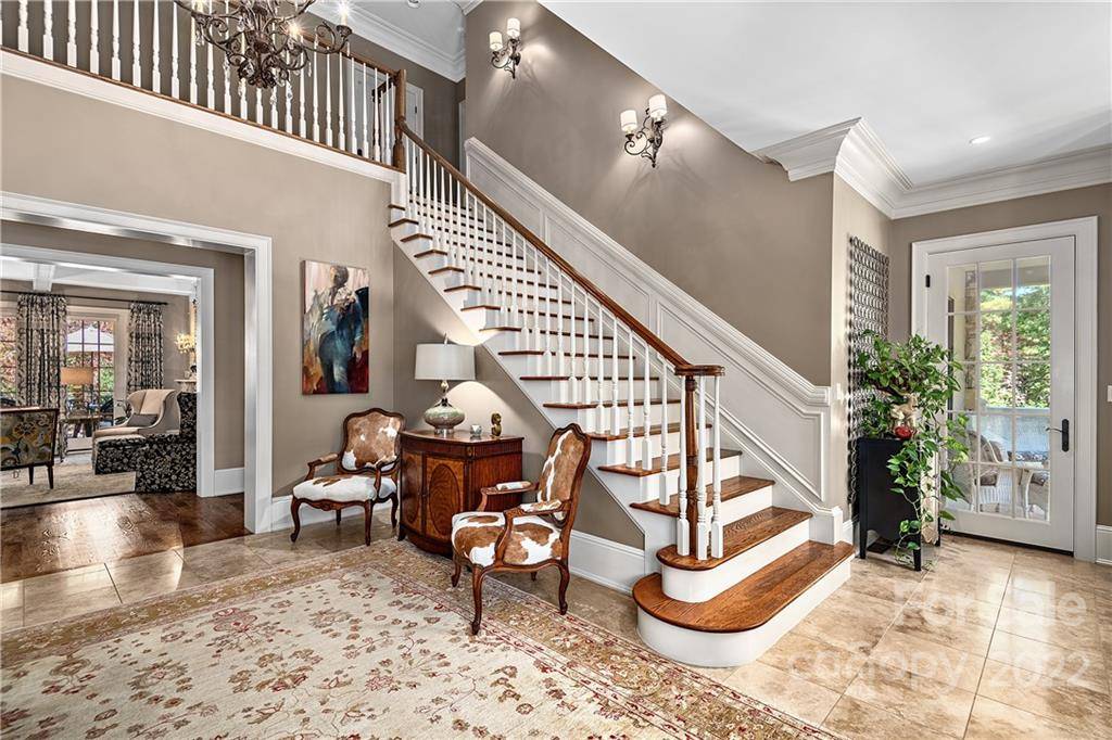 Asheville, NC 28803,54 Cedar Hill DR