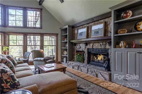 Sapphire, NC 28774,196 The Rapids RD