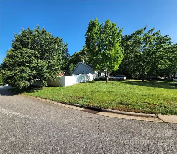 Mooresville, NC 28117,435 Reed Creek RD
