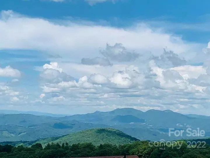 220 Northridge RD #7, Beech Mountain, NC 28604