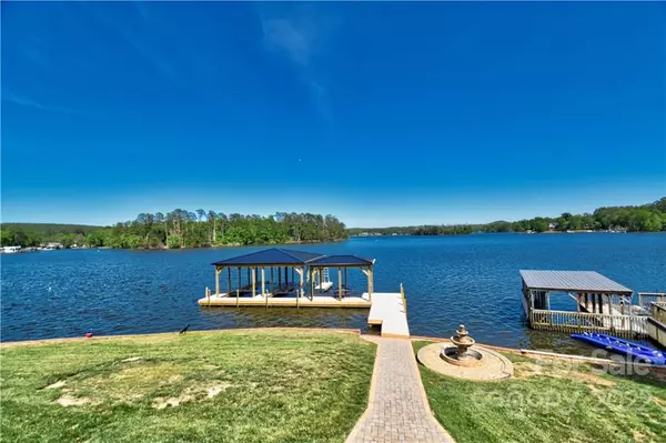 Badin Lake, NC 28127,748 Lake Forest DR