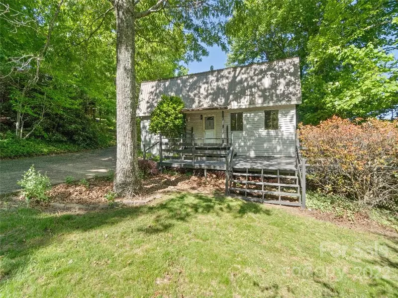 8845 Tallow Tree RD, Connelly Springs, NC 28612