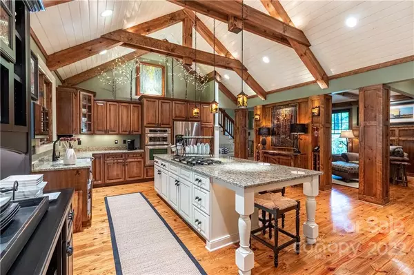 Sapphire, NC 28774,234 Staircase Falls RD