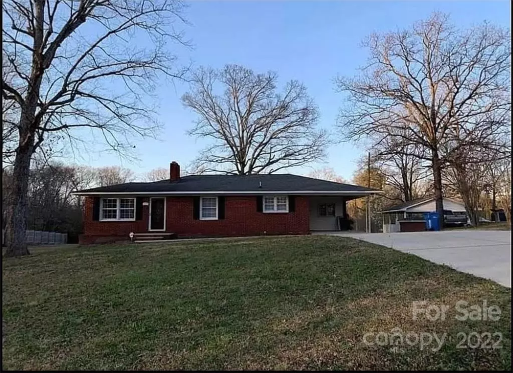 Albemarle, NC 28001,2133 Woodcroft LN