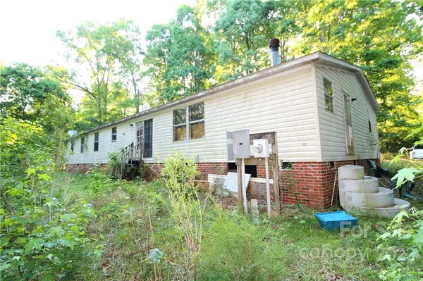 Hickory Grove, SC 29717,1320 Smith Woods DR