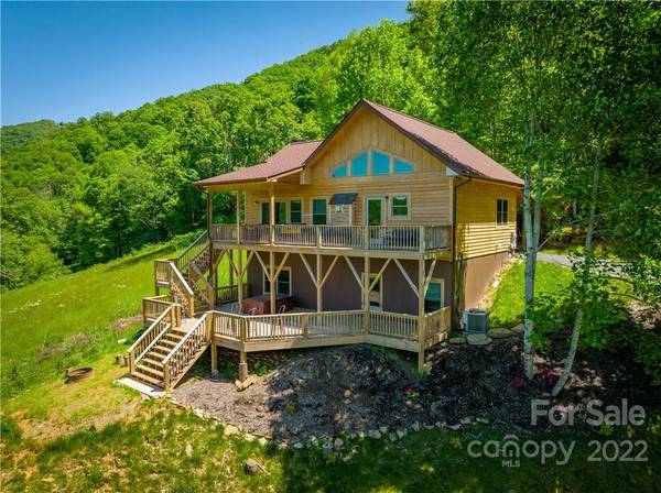 215 Appalachian TRL,  Maggie Valley,  NC 28751