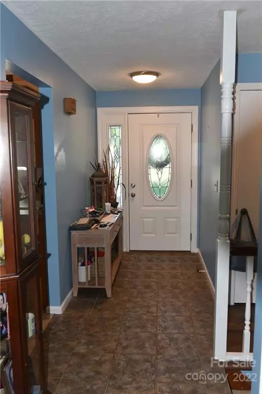 Horse Shoe, NC 28742,10 Canter CT