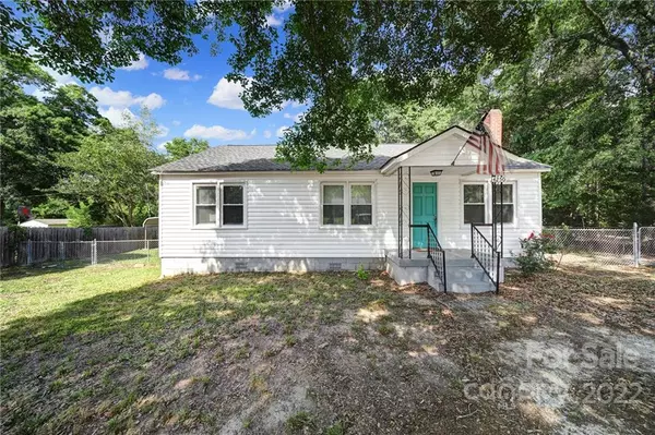 4250 Edgeland RD, Edgemoor, SC 29712