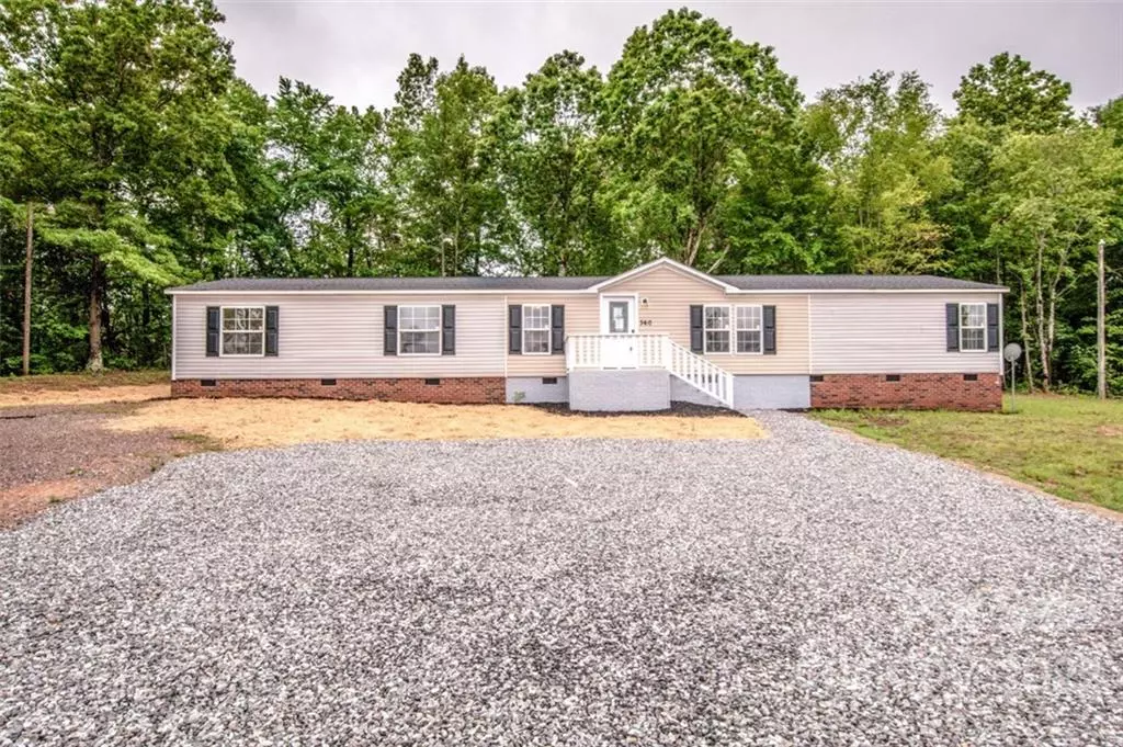 Statesville, NC 28677,360 Forest Hollow DR