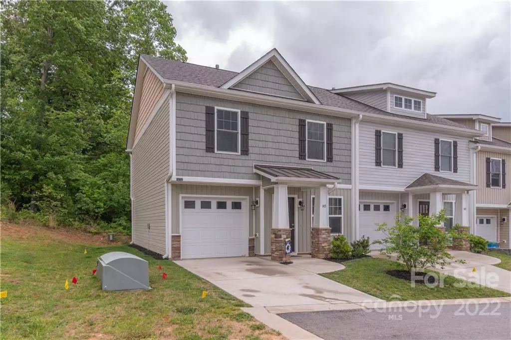 Candler, NC 28715,145 Monmouth WAY