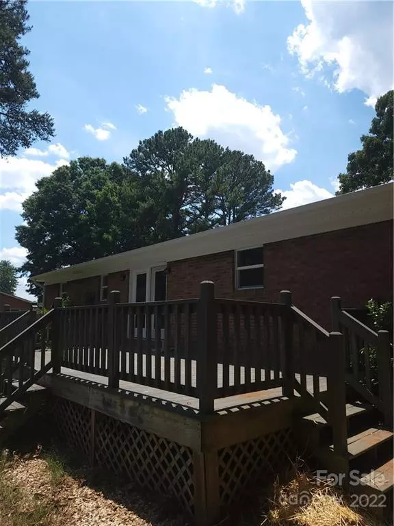 Oakboro, NC 28129,1306 Oak Ridge RD