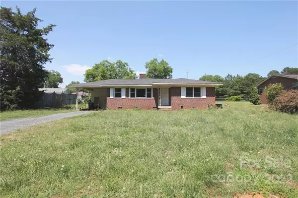 421 Lansford DR, Wadesboro, NC 28170