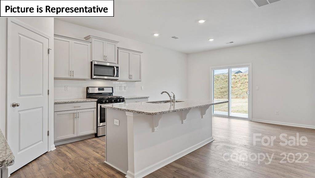 China Grove, NC 28023,408 Berrybeth CIR #113