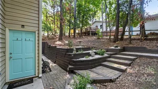 Tega Cay, SC 29708,2121 Bon Villa WAY