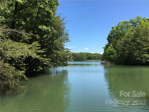 Lake Lure, NC 28746,99999 Lake Wood DR #82