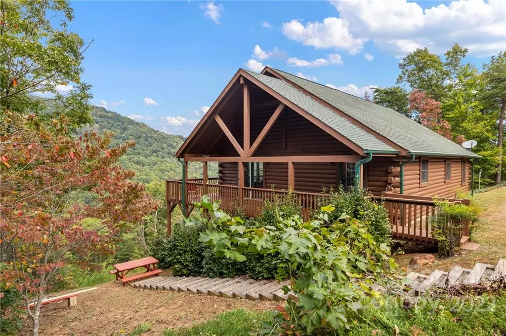 Bostic, NC 28018,445 Mountain Lookout DR