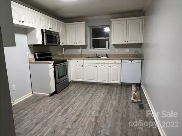Gastonia, NC 28054,1 Maple AVE